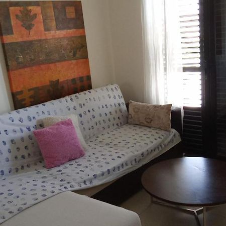 2 Bedroom Apartment In Makenzi Ларнака Экстерьер фото
