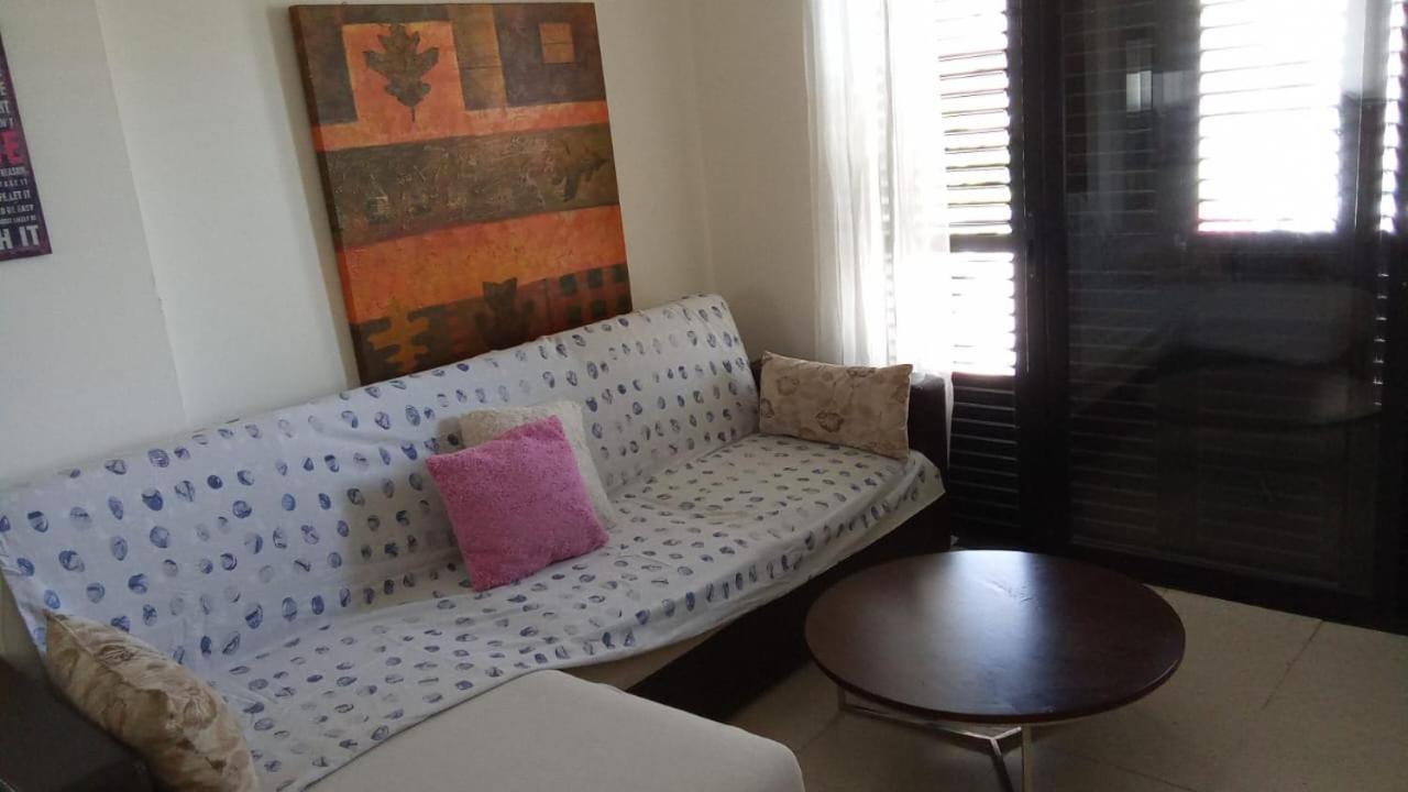 2 Bedroom Apartment In Makenzi Ларнака Экстерьер фото