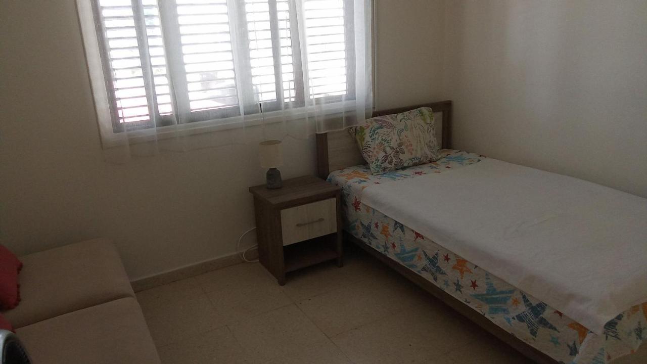 2 Bedroom Apartment In Makenzi Ларнака Экстерьер фото