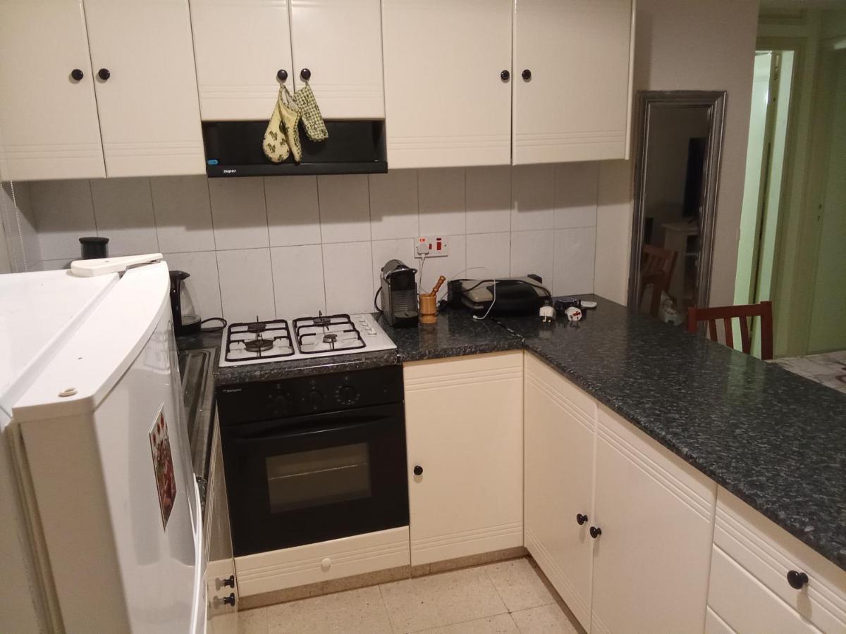 2 Bedroom Apartment In Makenzi Ларнака Экстерьер фото